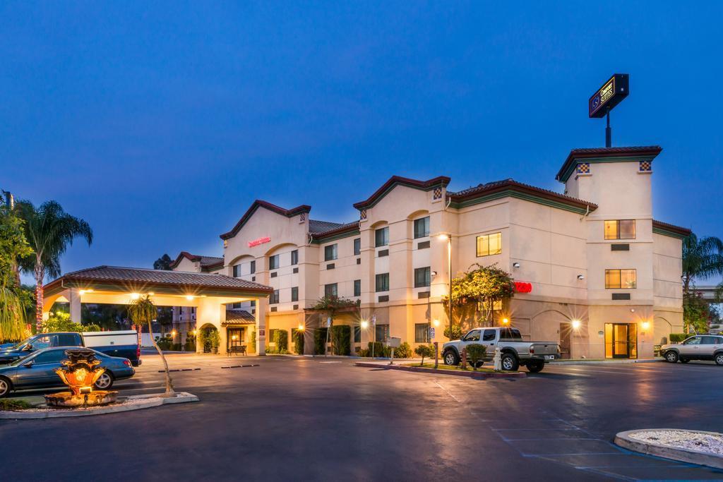 Citrus Suites Redlands Loma Linda Hotel Exterior photo